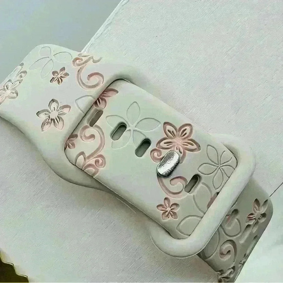Floral Design Apple Watch Bands in Beige pink 42mm 44mm 45mm 49mm - Picture 7 of 7